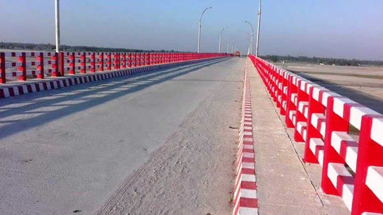 কাজে আসছে না ১৫৩ কোটি টাকার সেতু-সড়ক, ভুল পরিকল্পনার দায় কার!
