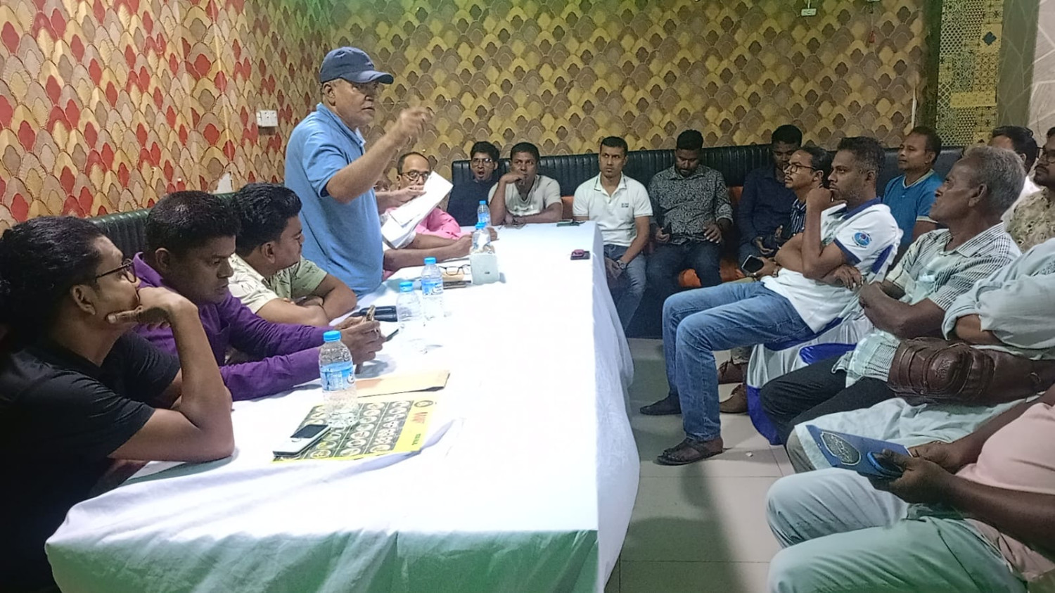 নতুন উদ্দীপনায় দৈনিক আজকের সিরাজগঞ্জ পত্রিকা এগিয়ে নেওয়ার প্রত্যয় মতবিনিময় সভা