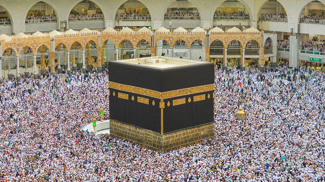 ১৫ বছরের নিচে হজে যেতে বারণ, যা বলছে ধর্ম মন্ত্রণালয়