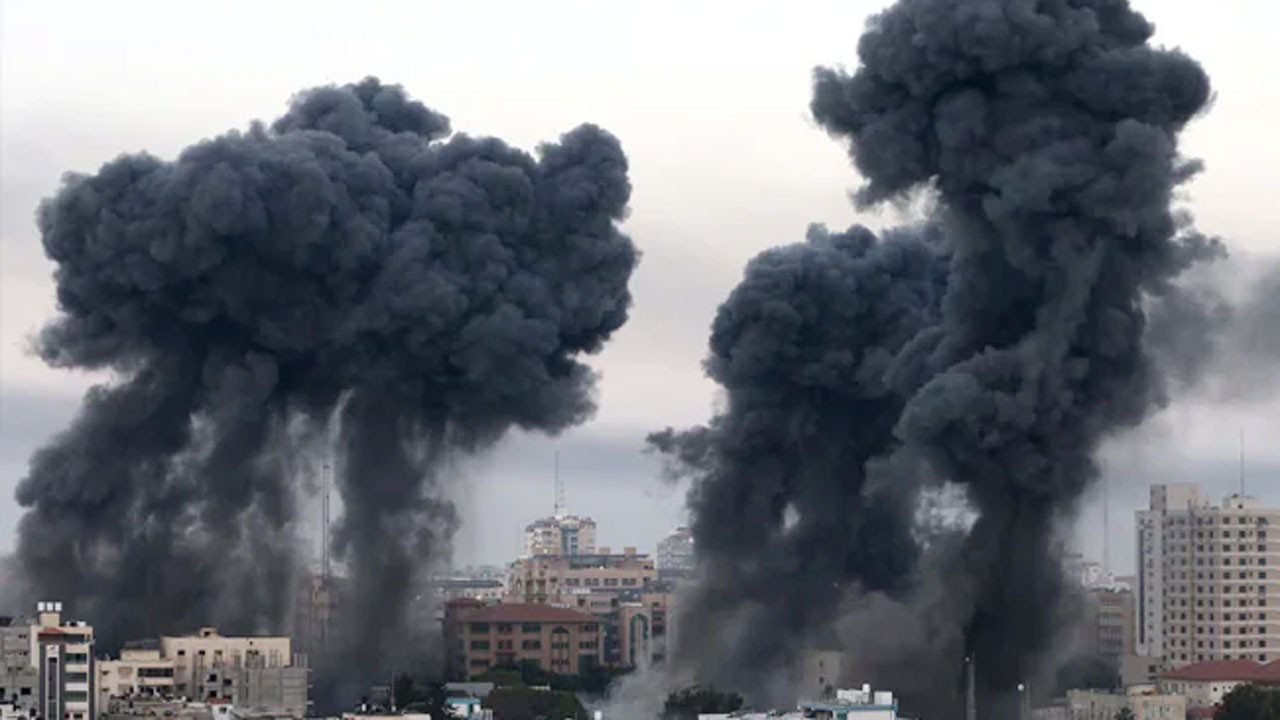 ইসরায়েলের হামলায় লেবাননে নিহত ৯