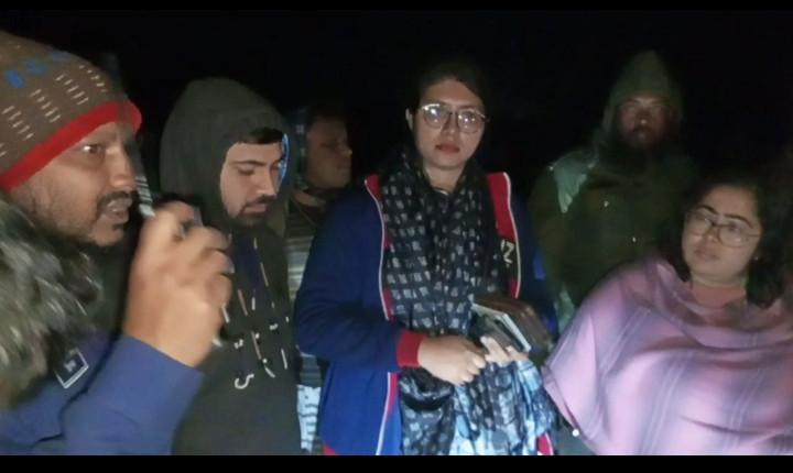 মোহনপুরে অবৈধ পুকুর খনন বন্ধে উপজেলা প্রশাসনের দিনরাত অভিযান