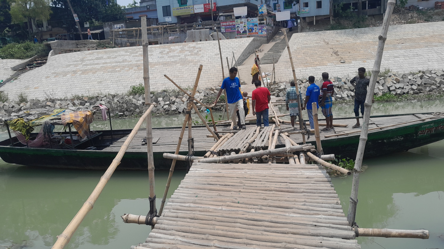 জন ভোগান্তির আরেক নাম কুমুদিনী হাসপাতাল খেয়াঘাট