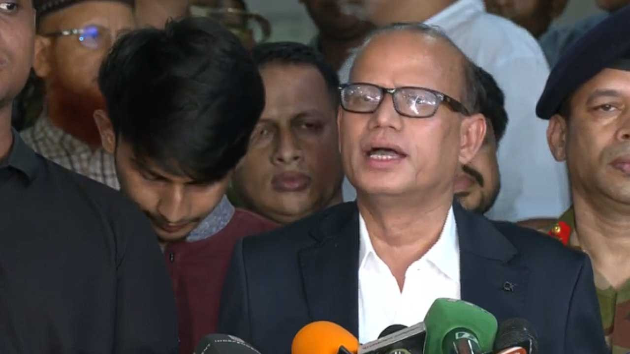 ৯০ দিনের মধ্যে স্বাস্থ্য খাতে দৃশ্যমান পরিবর্তন : আহমেদুল কবীর