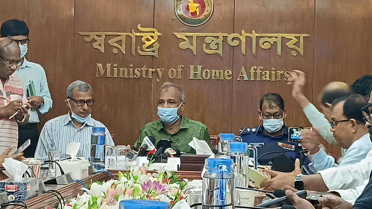 স্বরাষ্ট্র উপদেষ্টা নির্বাচন উপলক্ষ্যে আইনশৃঙ্খলা বাহিনীর প্রস্তুতি রয়েছে