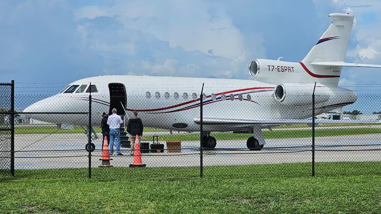 ভেনেজুয়েলার প্রেসিডেন্ট মাদুরোর বিমান জব্দ করেছে যুক্তরাষ্ট্র