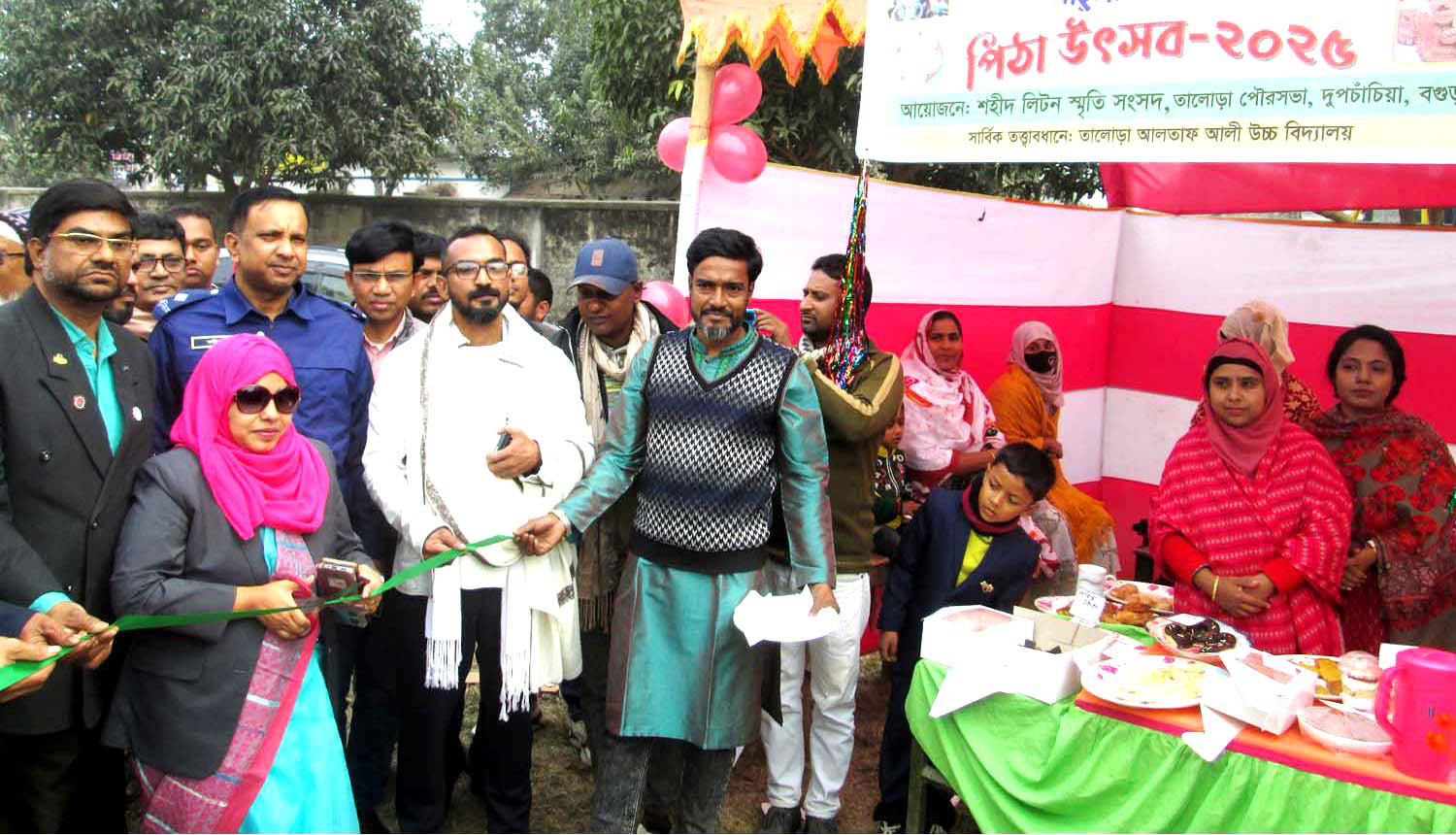 তালোড়ায় ’শহীদ লিটন স্মৃতি সংসদ’ উদ্দ্যোগে পিঠা উৎসব ও সাংস্কৃতিক অনুষ্ঠান