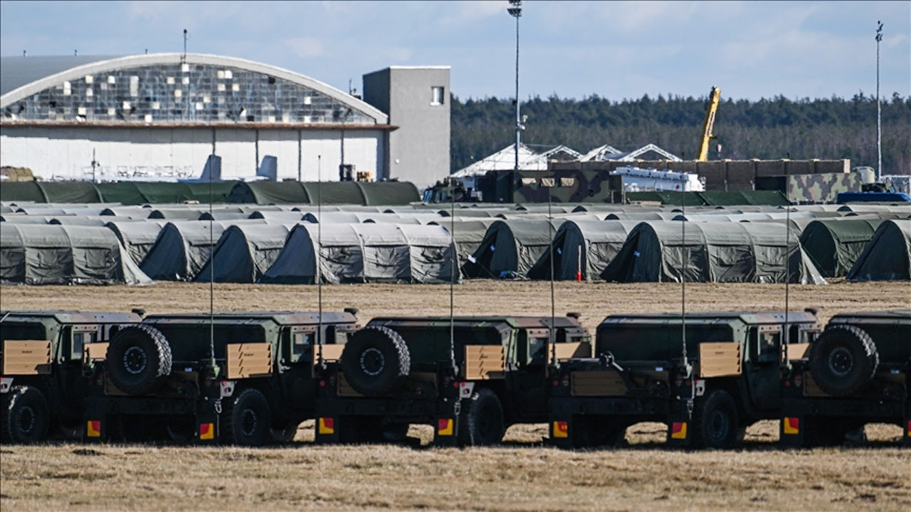 মধ্যপ্রাচ্যে আরও সামরিক সরঞ্জাম পাঠাচ্ছে যুক্তরাষ্ট্র
