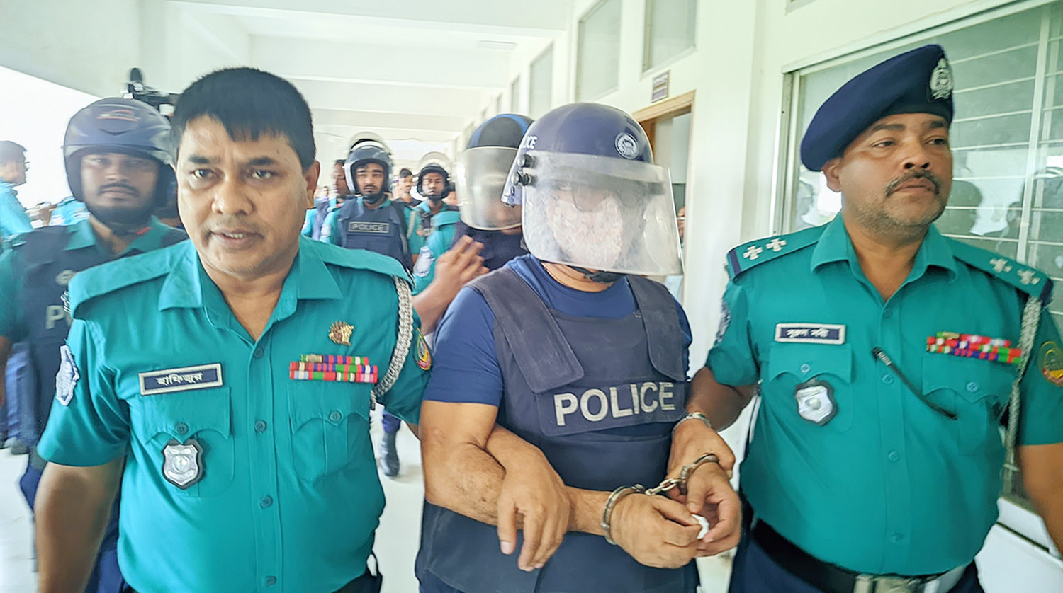 রংপুরে আওয়ামী লীগ নেতা তুষার কান্তি মন্ডলের ৭ দিনের রিমান্ড মঞ্জুর