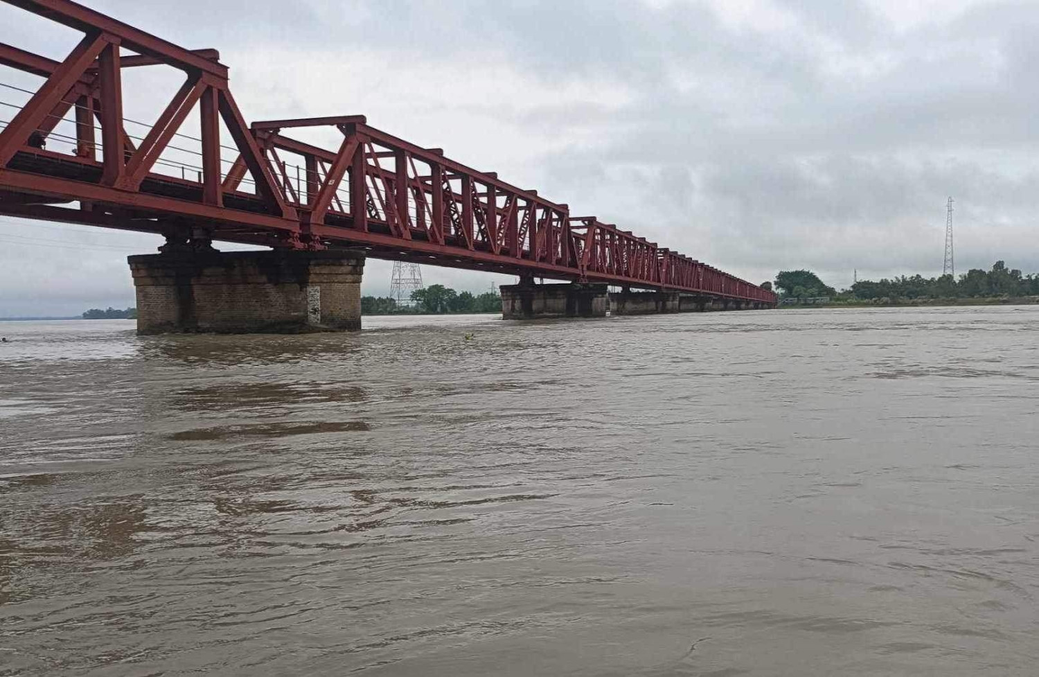 তিস্তার চরাঞ্চল ও নিম্নাঞ্চল প্লাবিত, বন্যা আতঙ্ক