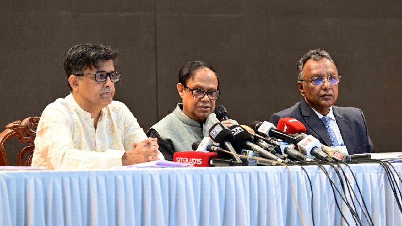 লুটপাট ও পাচারের অভিযোগ শেখ পরিবারসহ ১০ শিল্পগোষ্ঠীর পৌনে ২ লাখ কোটি টাকার সম্পদ জব্দ