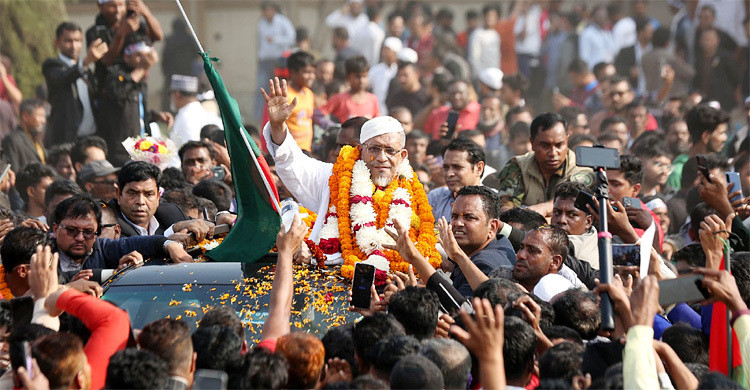 ১৭ বছর পর কারামুক্ত বাবর