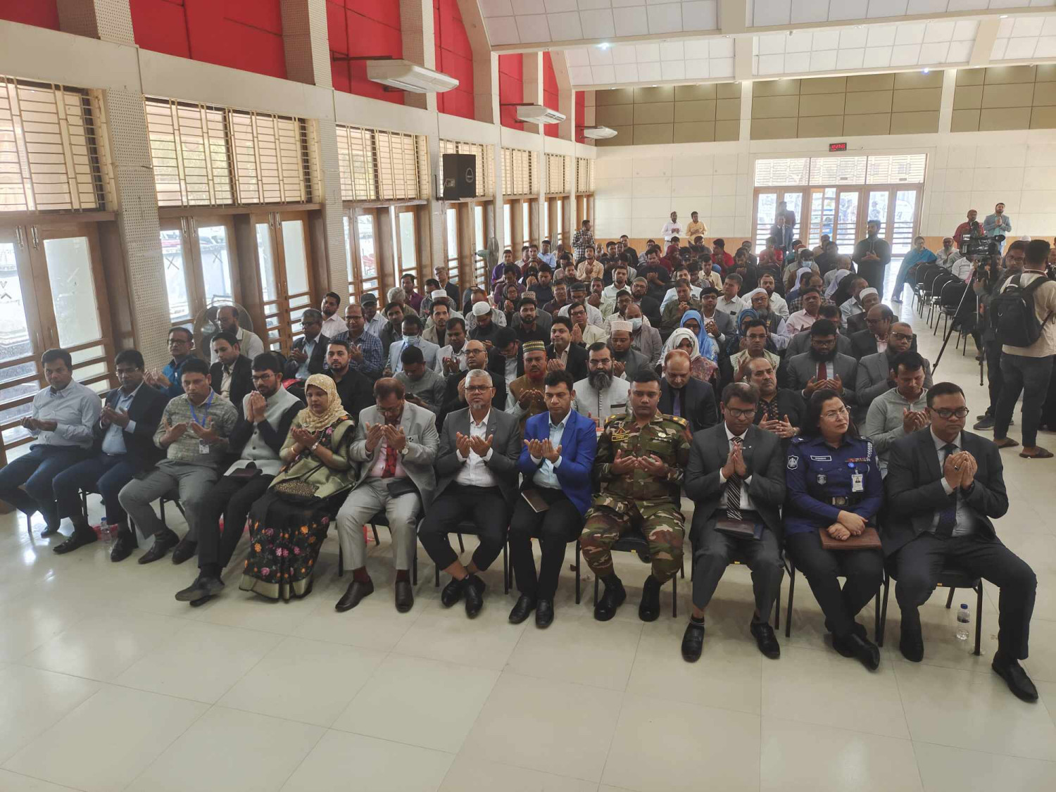 নওগাঁয় গণঅভ্যুত্থানে আহত ও শহীদদের স্মরণে সভা